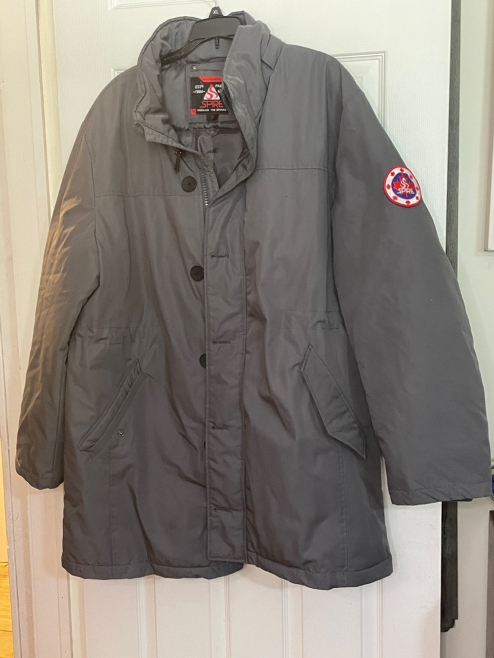 Spire Men's Gray Insulated Puffer Coat- no hood. Size XL